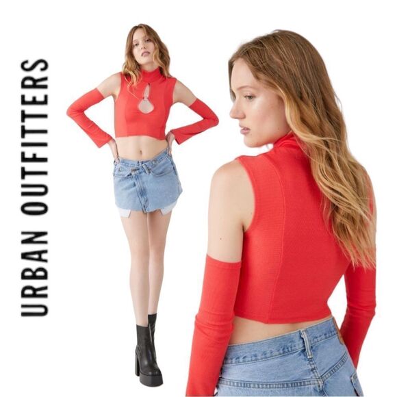 NEW UO Urban Outfitters Bea Red Cutout Arm Warmer Shirt Top M L - Picture 2 of 2
